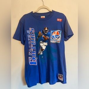 Vintage UF t-shirt. Size Medium